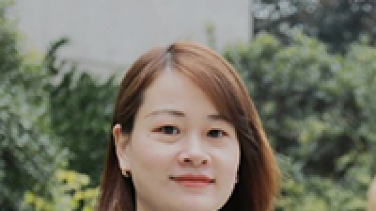 <div class="col-md-7" style="padding:0 20px 0 0;"> 								<h3>邵曉麗</h3> 								<p>中國核工業(yè)華興建設(shè)有限公司<br /><br /></p> 							</div><p class="description">成長，有很多定義，我把它理解為不斷學(xué)習(xí)，不斷感悟的一種經(jīng)歷。2017年參加的“天揚杯”全國建筑業(yè)財稅知識競賽就是</p>